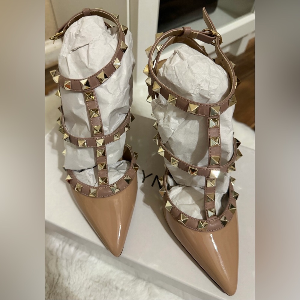 Kaitlyn Blush Heels with Gold Accents